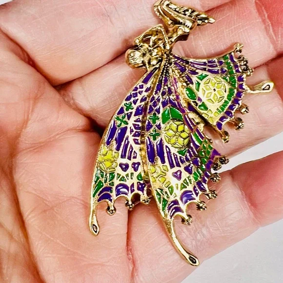 Elegant Gold and Purple Butterfly Brooch - Picture 5 of 8